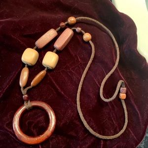 Long necklace with wood